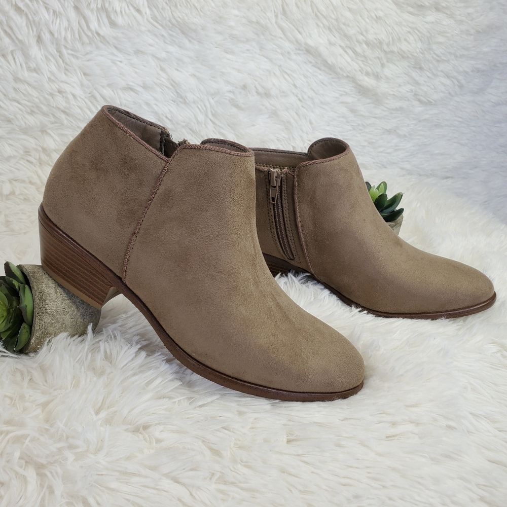 Diva Ankle Boots For Women's  Size:6.5